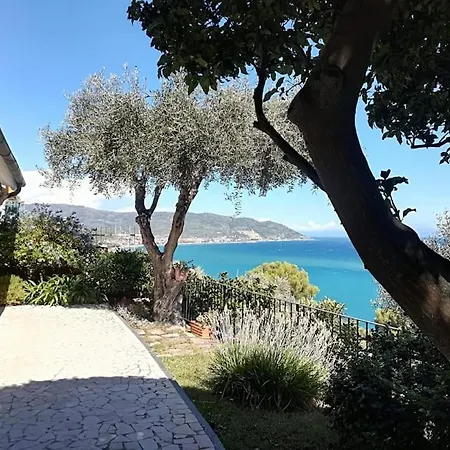 Villino Elda * Diano Marina