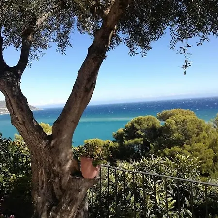 Holiday home Villino Elda Diano Marina